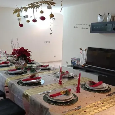 Tatil Evi Fantastico Adosado De Lujo 